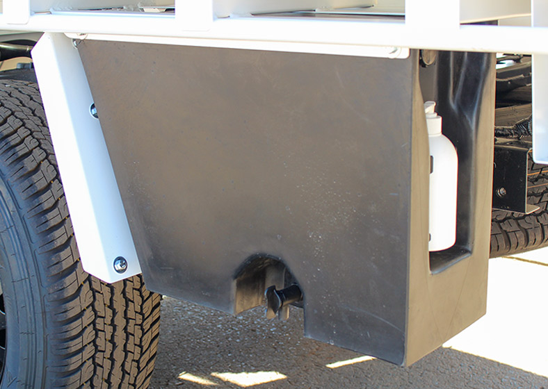 Ozmac Ute water tank option